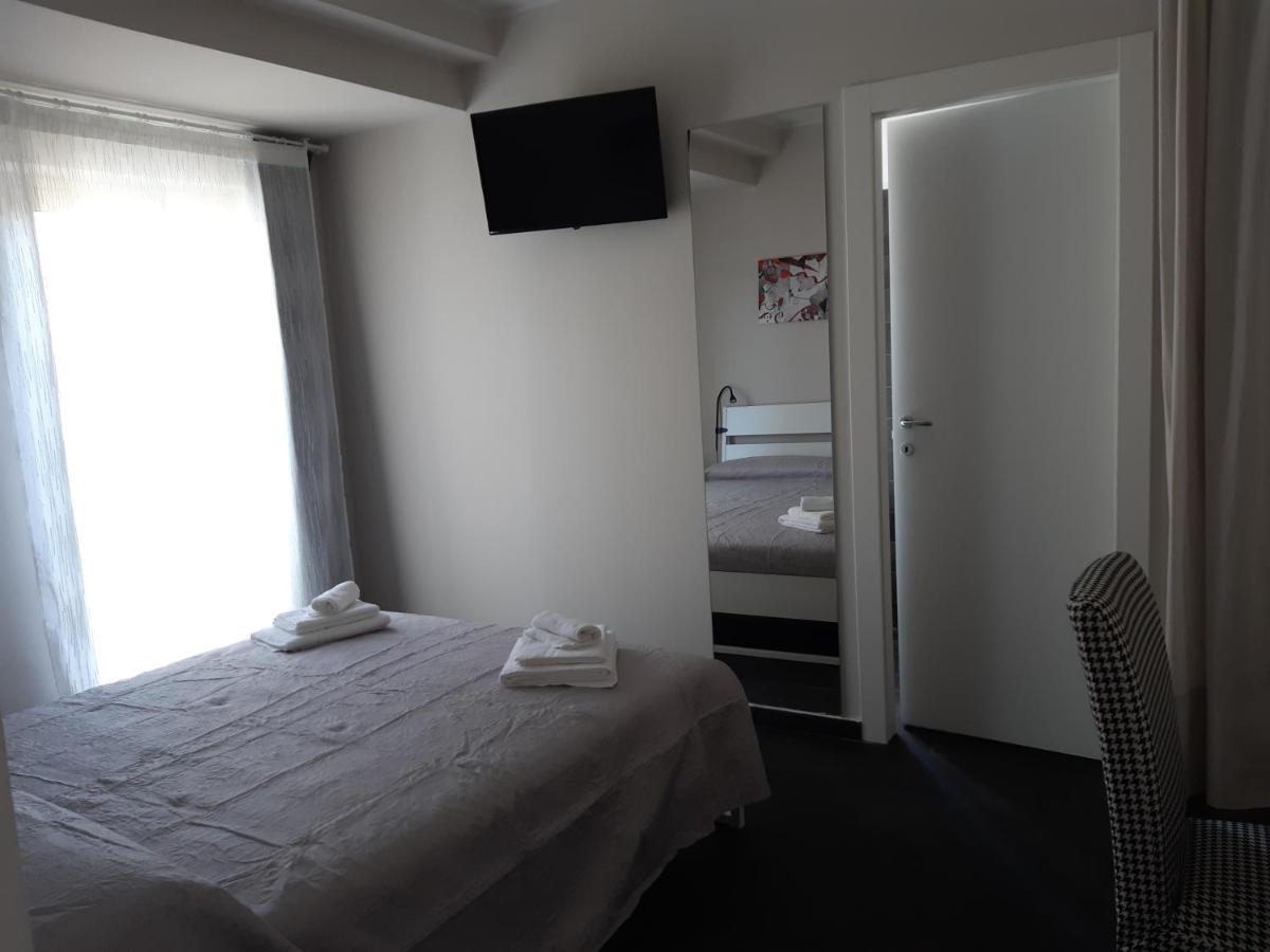 I 3 Principi, Paolo Hotel คาตาเนีย ภายนอก รูปภาพ